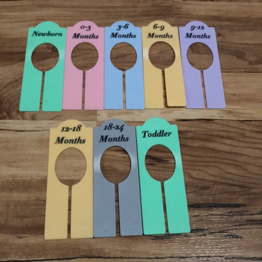 Closet size hangers
